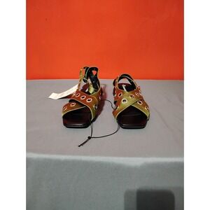 No Boundaries Sandals Elegant Olive Women's Size 7 With Eyelet Detail Strappy...